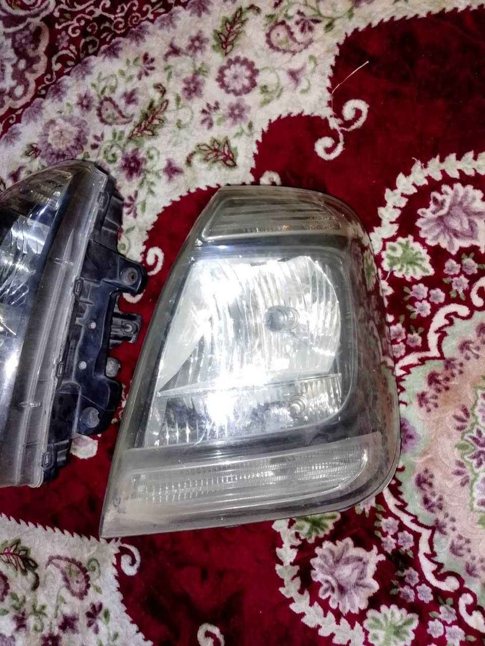 السلام عليكم ماصدات كيا حمل البيع كاملات كلوبات و فيش كامل جيب وشد مكان بغداد ***********
