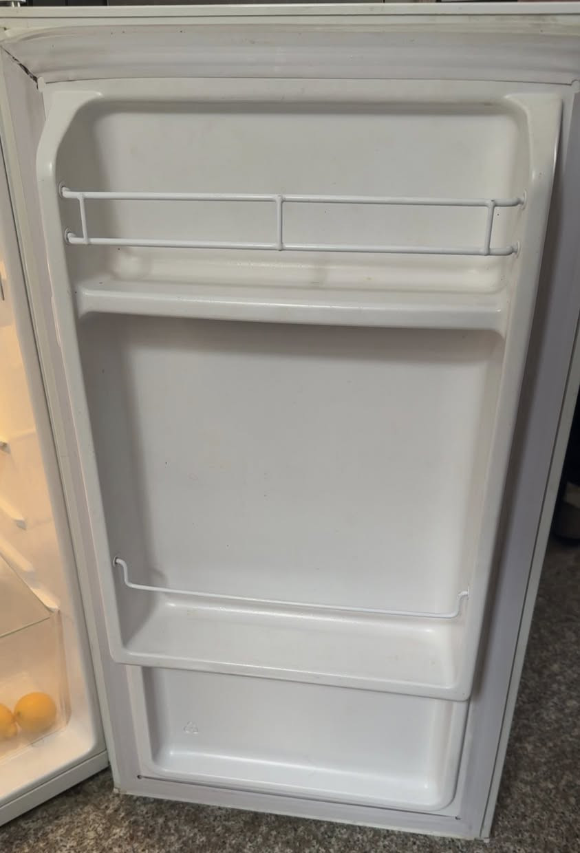 غراض للبيع
مكاني بغداد
ثلاجة ومرايا وشيش زجاج
الاسعار راسلوني خاص


**إذا كنت صاحب هذا الإعلان وتريد حذفه لأي سبب، رجاءا أرسل رسالة إلى الدعم الفني**