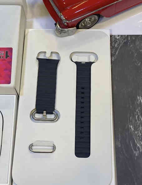 ساعه أبل ⌚️ 
اللترا 1 تيتانيوم طبيعي
حجم  4️⃣9️⃣  ⛩️
      بطاريه 1️⃣0️⃣0️⃣🔋🔋
نظافه  1️⃣0️⃣0️⃣💯💯
الساعه مظمومه جانت 👉👉👉💙🖤
‎مركز سيمو المايسترو دورة شارع الصحه
👉👉***********
اتصال 📞واتس اب /للحجز
