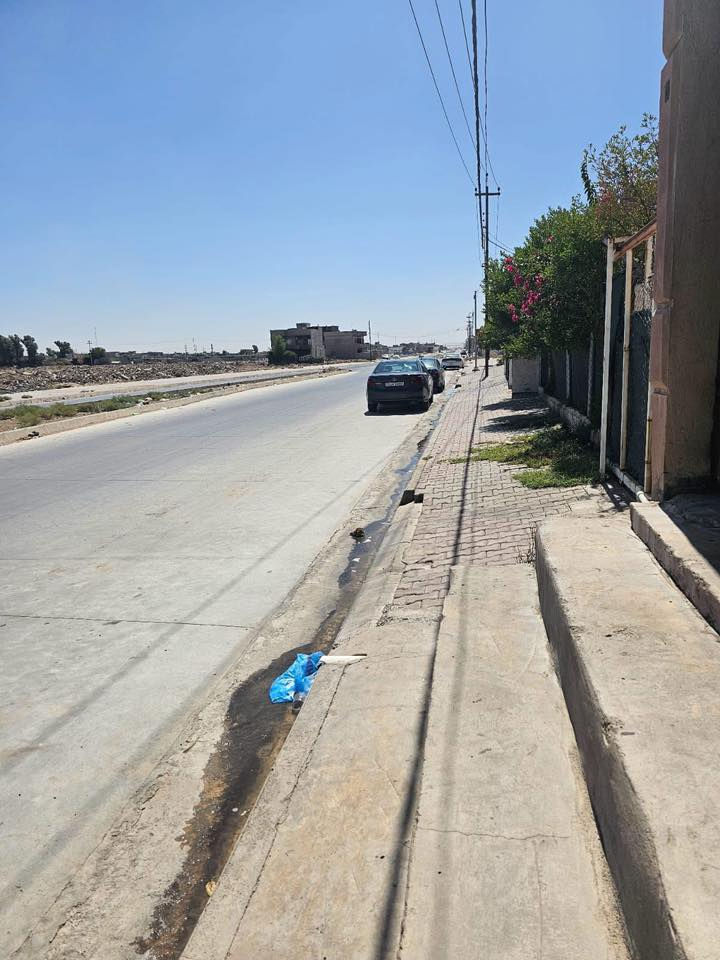 #اعلان

#دار_للبيع_طابو_صرف_بيع_مستعجل

#المساحة. 100 م مربع واجهة 10 م 

#الموقع_مميز سايدين جامع الراشدين ال 55 على التجاري  بناء حديث

#المحتويات طابقين يحتوي على 3 غرف نوم هول واستقبال مطبخ صحيات كراج 

#السعر 102 مليون
للاستفسار الاتصال بالرقم :*********** 
او زيارة مكتب اق صو سايدين كوباني قرب صيدلية غصن الزيتون
