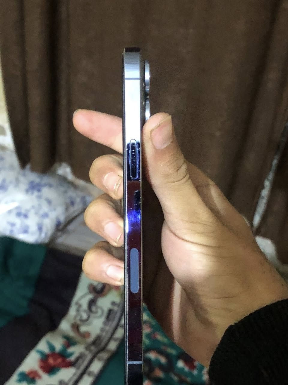 السلام عليكم ايفون 13برو ماكس واحد تيره المكان ديالى رقم الهاتف ***********
