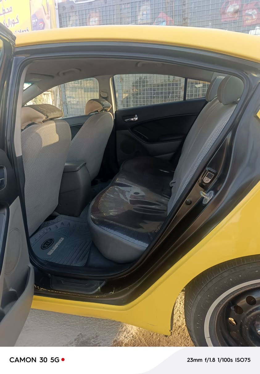 سلام عليكم كيا فورتي للبيع 2015رقم بغداد ال٢٨ هزه كامله  ابسمي تحويل ثاني يوم حادثه تبديل باب سايق بدون دواخل كله ليبل واحد سياره مكينه 2000جي اي اتي جاهزه مجهزه من كل نواحي تخم تاير خط جديد حداديه تبريد تدفئه تحكمات ستيرن مري شفط غرفته  مدوشمه حراري مكان السياره كربلاء رقم صاحب سياره السعر 100وبيه مجال كلش قليل ***********
