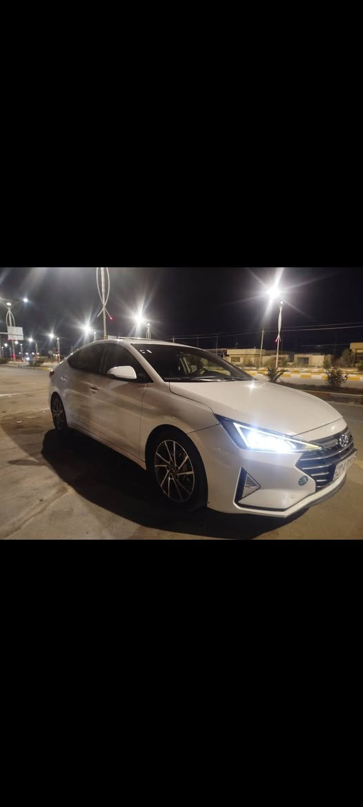 السلام عليكم
هونداي النترا 2019وارد أمريكي فول مواصفات مكينه وكير كفاله حداديه جديده. 135$ حره بسمي
للاستفسار ***********
