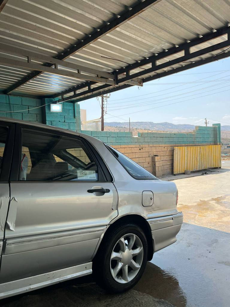 گڵاند مۆدیل ۹۳ مەکینە ٦۳ بێ دەعم بێ لێدراو گێڕو کلاج و ئاڕمی بەشەرت مەکینەی تۆزێ دوکەڵی شینی هەیە دینار مەسرەفی تیانییە ئاڕمی سۆران ۲٨ گەڵاو کەمێ معامەلە ژمارە مۆبایل 
***********
*********** بغداد, العراق
