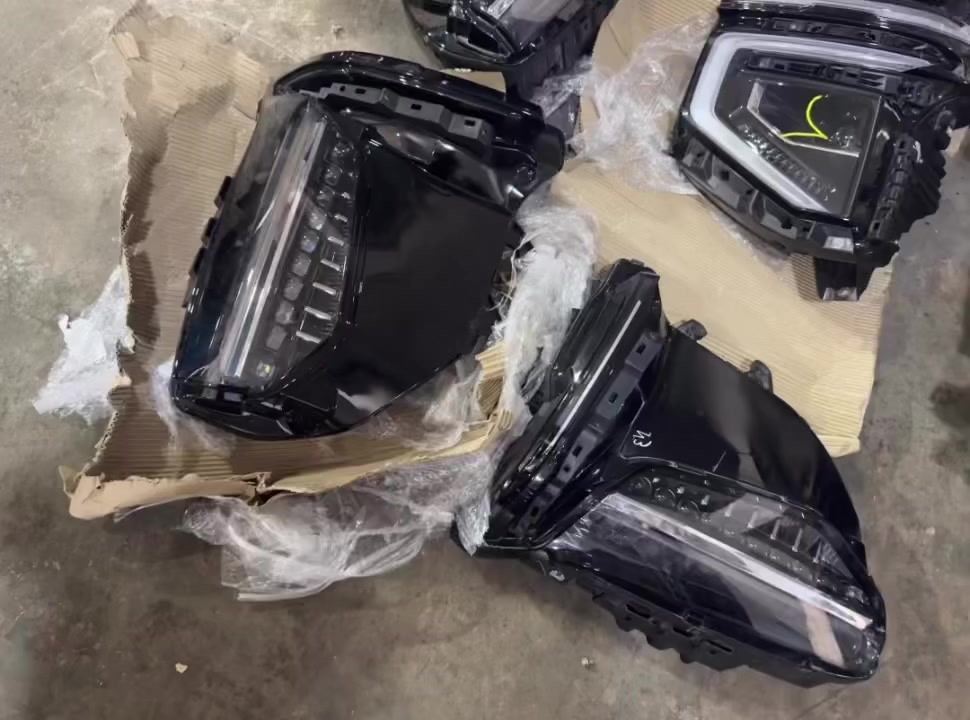 تم وصول ماصدات 
تاهو 
جمسي 
كديلاك 
للاستفسار 
الاتصال‭

***********
