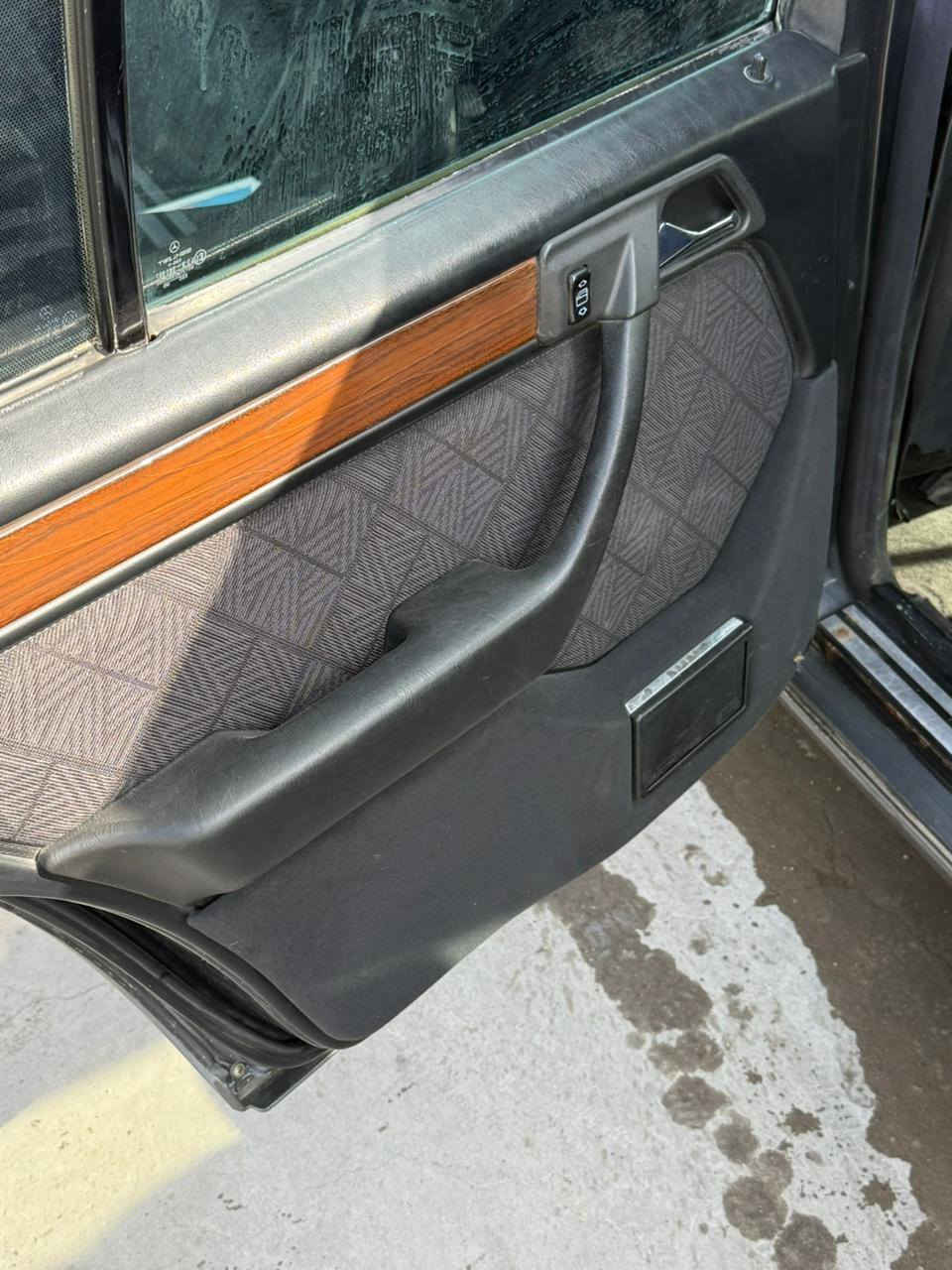 بلاد البيع رقم بغداد نكليزي موديل 1991وباقي تفاصيل
على رقام ***********
