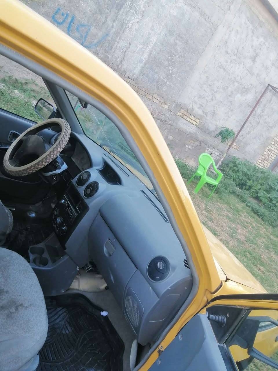 سلام عليكم سياره سايبا موديل ٢٠١٢ السعر ١٧ ورقه السياره جاهزه كير ومكينه جدد شواصي نضيفه حداديه جديده تحويل مباشر راعيه بكربلاء عليها غرامات ١٠٠ الف والهيئه ٥٠ الف العنوان كربلاء شارع بغداد الرقم ***********
