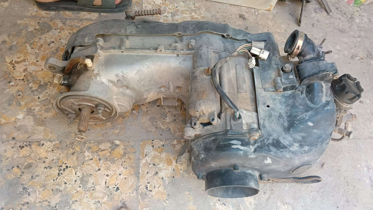 السلام عليكم مكينه مال دولفين 140تشتغل نكره بس بيها صوت ابيع كوم حديد ب65الف مكان الطوبجي ***********
