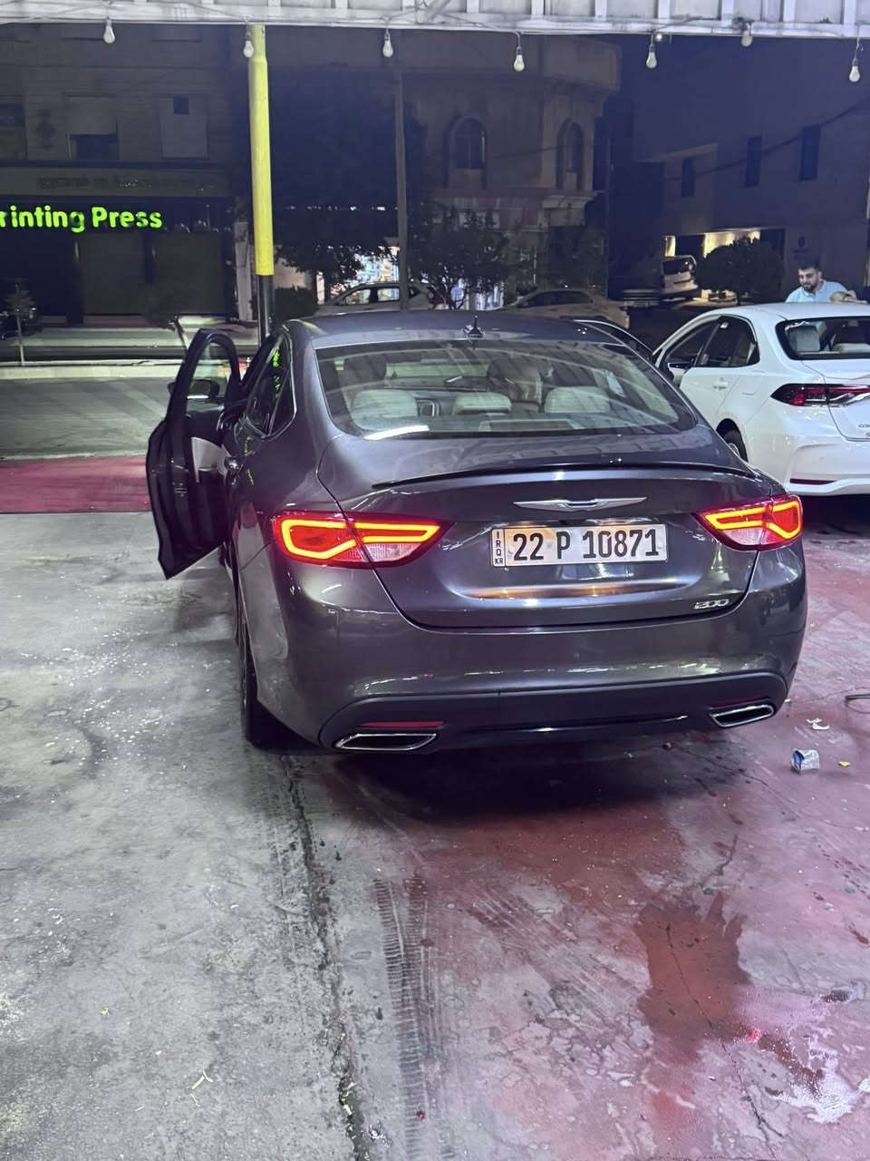 السلام عليكم
خير الكلام ما قل ودل

للبيع فقط كرايسلر سي 200 /2016 اربيل بأسمي

السعر 125 ورقة وبيها مجال بسيط حك الجية

كلين بدون حادث ماشية 127 الف ميل

السونار داخل المنشور

فول مواصفات ميحتاج اشرح 

ترايك الكرة الارضية

مكاني بغداد البياع الشرطة الخامسة

وتساب ***********
