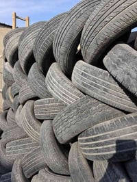 تايرات مستعمل • قياس ١٢-١٥ • مجمع رحيم اوه