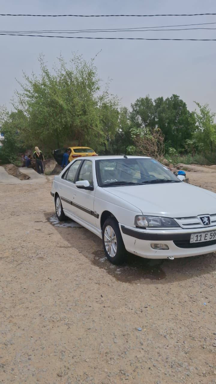 السلام عليكم بيجو بارس موديل 24 ماشيه 40 سياره جديده بمعنئ الكلمه مدوشمه عام تخم تاير  صار اسبوع شادهن سياره جاهزه من كلشي كفاله عامه رقم بغداد باسمي تحويل ثاني يوم المكان الديوانيه مركز *********** ب83 وبيهه مجال .
