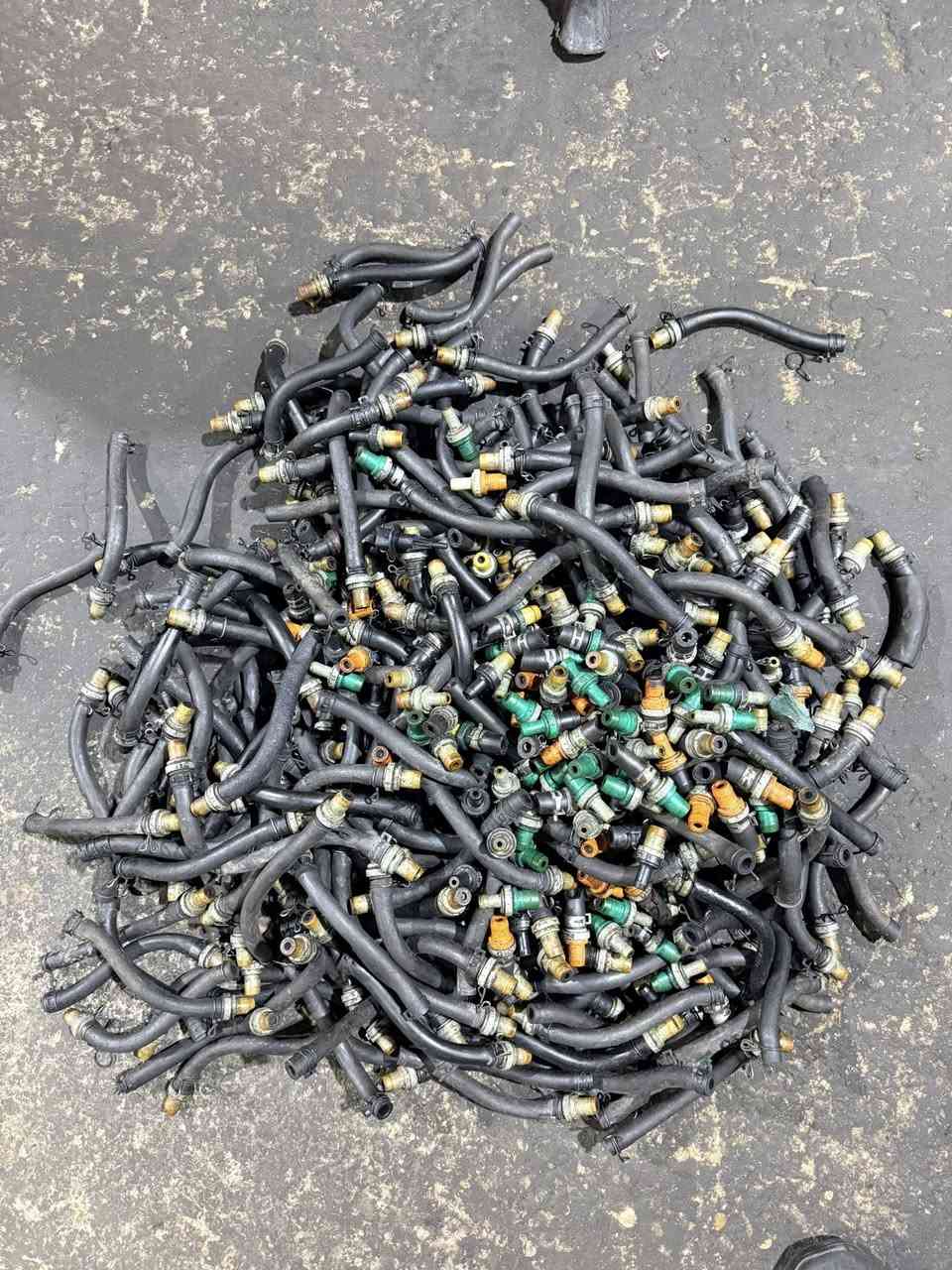 سلام عليكم
متوفر ولف تبخير كورلا محرك 1500+1400
+ كرونه 1800
للاستفسار والطلب الاتصال على الارقام التاليه او مراسله الصفحه 
((( واتساب ))) ***********
***********
العنوان موصل صناعه المعارض شارع البلديه
