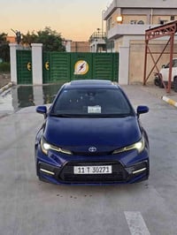 السياره فول مواصفات للاخير اعلى فئه  بصمه تشغيل وأبواب وجنطه فتحه وشفت...