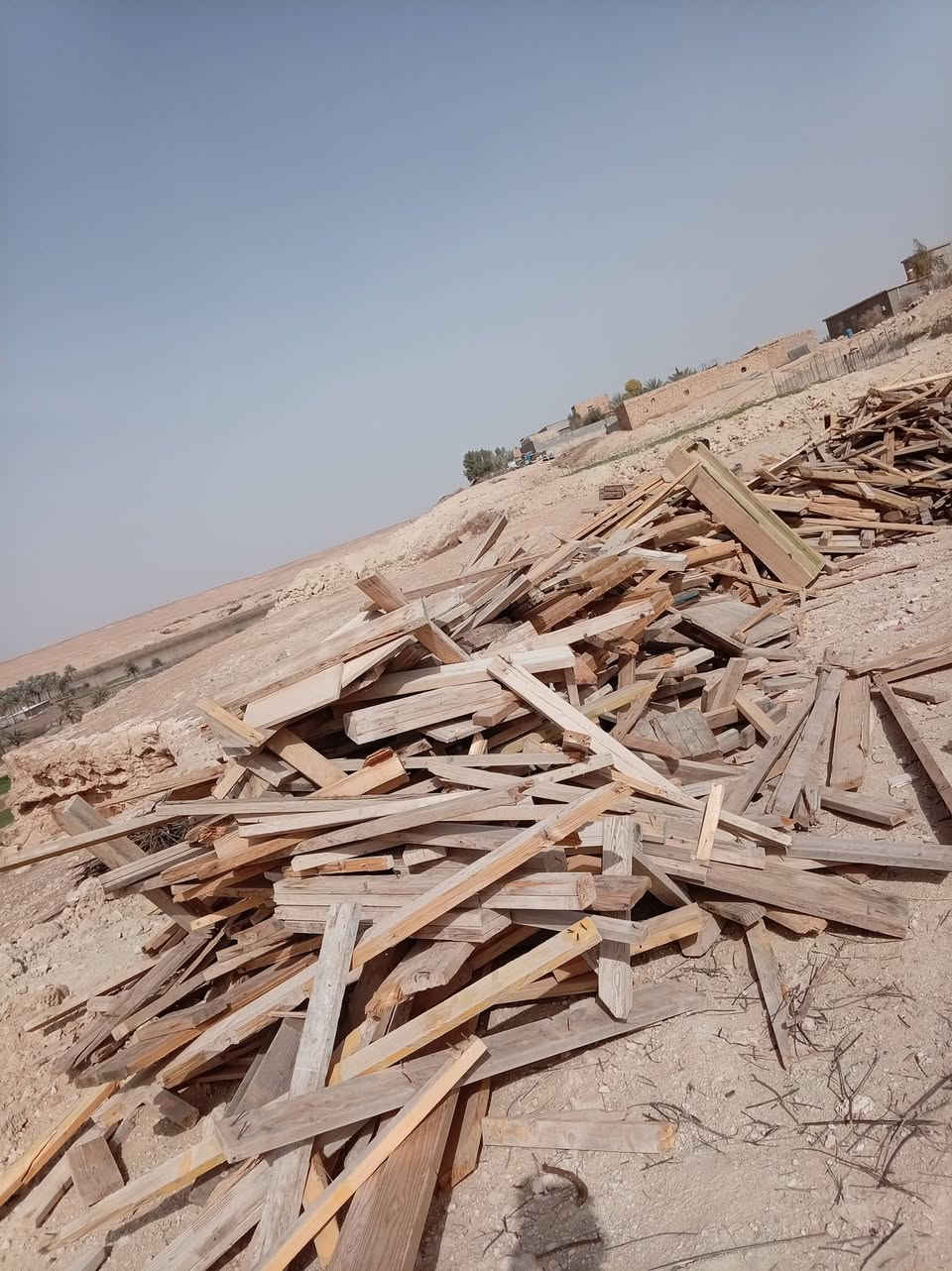 سلام عليكم ورحمة الله وبركاته
خشب للبيع
الاتصال على الرقم 
***********
