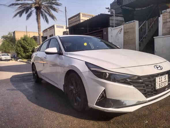 السلام عليكم 
للبيع او المراوس 
النترا موديل 2021 وارد كندي 
مكينه 2000 دوش مكفوله
كير مكفول
رقم بغداد الجديد باسمي 
هزه جديده
فول مواصفات عدا الجلد والكشنات مو كهرباء
تشغيل عن بعد
شاشه وكاميرا خلفيه
فتحه سلايت
3 انظمه قياده 
بصمه ابواب 
بصمه تشغيل
لد ترحيب باليدات
قياده ذاتيه
تحديد مسار
رادارات
تدفئه بالكشنات
مانع انزلاق
توقف ذاتي
حساسات امامي وخلفي
بيه صبغ جاملغ امامي وجاملغ خلفي والمسطره الخلفيه مال الصندوك والسونار موجود بالصور
ويل كب وتخم تاير جديد وباتري جديد
صدر امامي وخلفي جديد
السعر 152 ورقه وبيه مجال بسيط
مكاني بغداد الصليخ او الاعظميه
((***********)) بغداد
