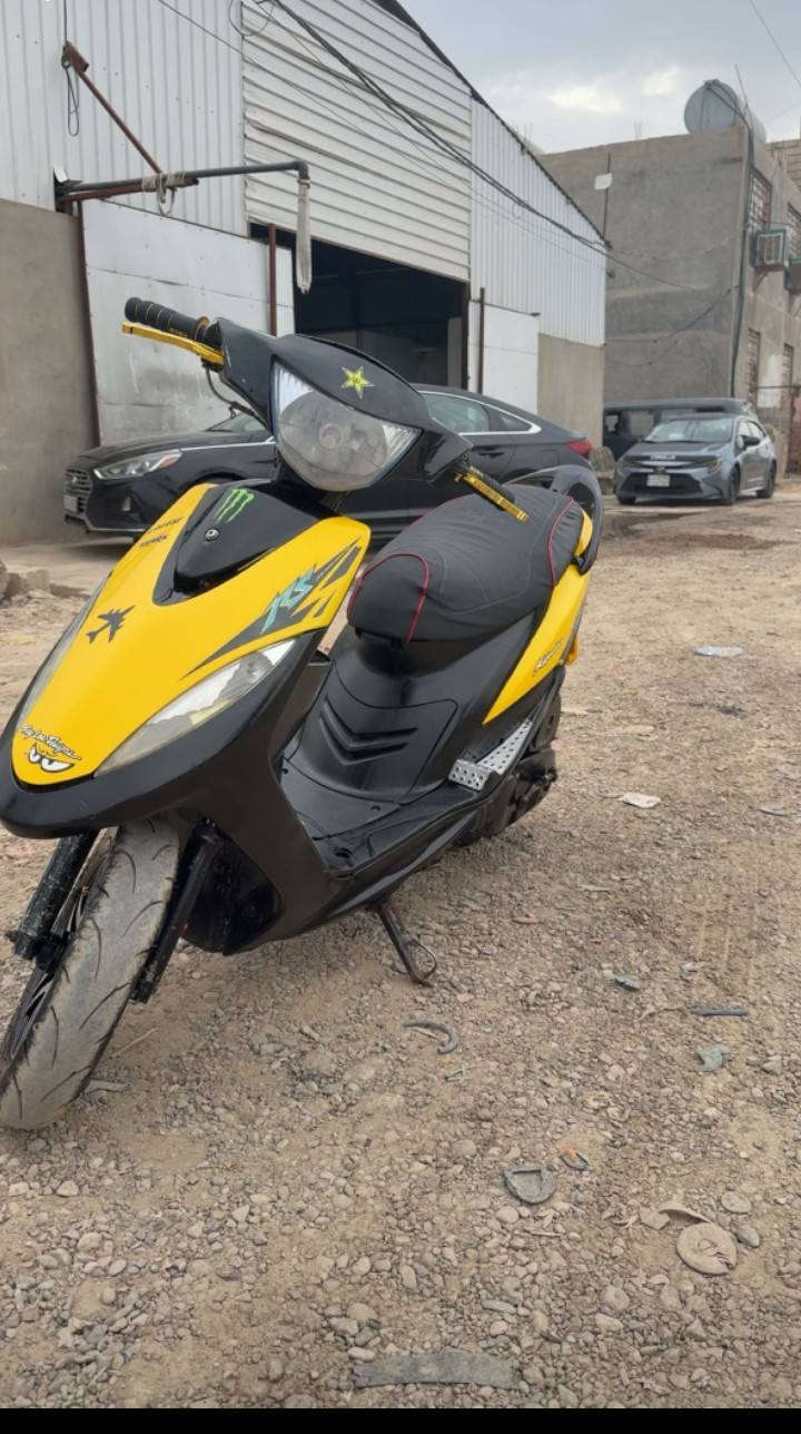 السلام عليكم دراجة ماكس للبيع كفالة عامة المكينة ما محطوط سبانة عليهة دراجة نضيفة اي نقص ما بيهة 
المكان ديالى بعقوبة 
السعر 700 وبيها مجال 
رقم الهاتف ***********
