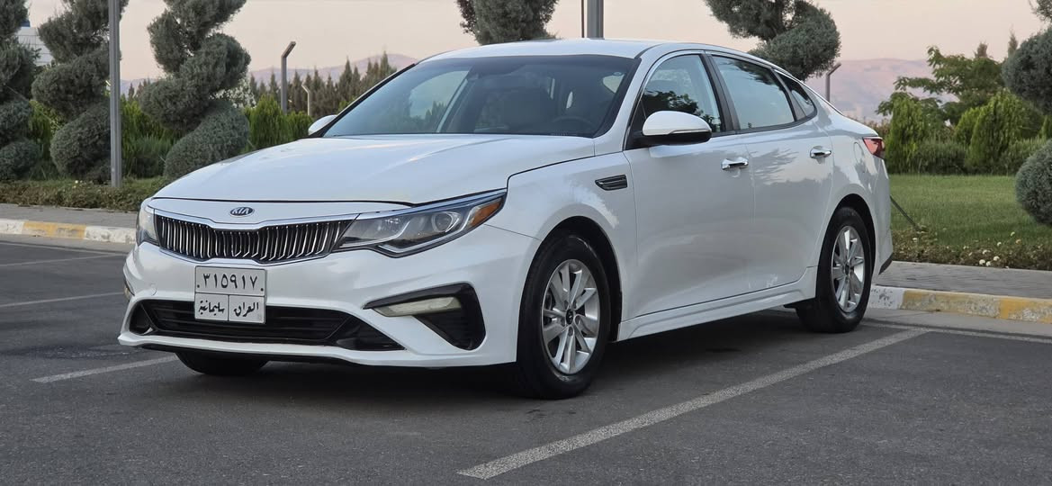Kia optima 2019 
***********
***********
سعر ١٣٢ بي مجال 
كيا اوبتيما ٢٠١٩ وارد أمريكي 
ضرر شبر ب البونيد جملغ وارء سايق كلير أمريكا بدون دواخل  ايرباك ستيرن راجع بلادي  
گيرمحرك ممفتوح ب شرط فحص  ماشية ٥٩الف 
العنوان السليمانية معرض باران السليمانية, العراق

