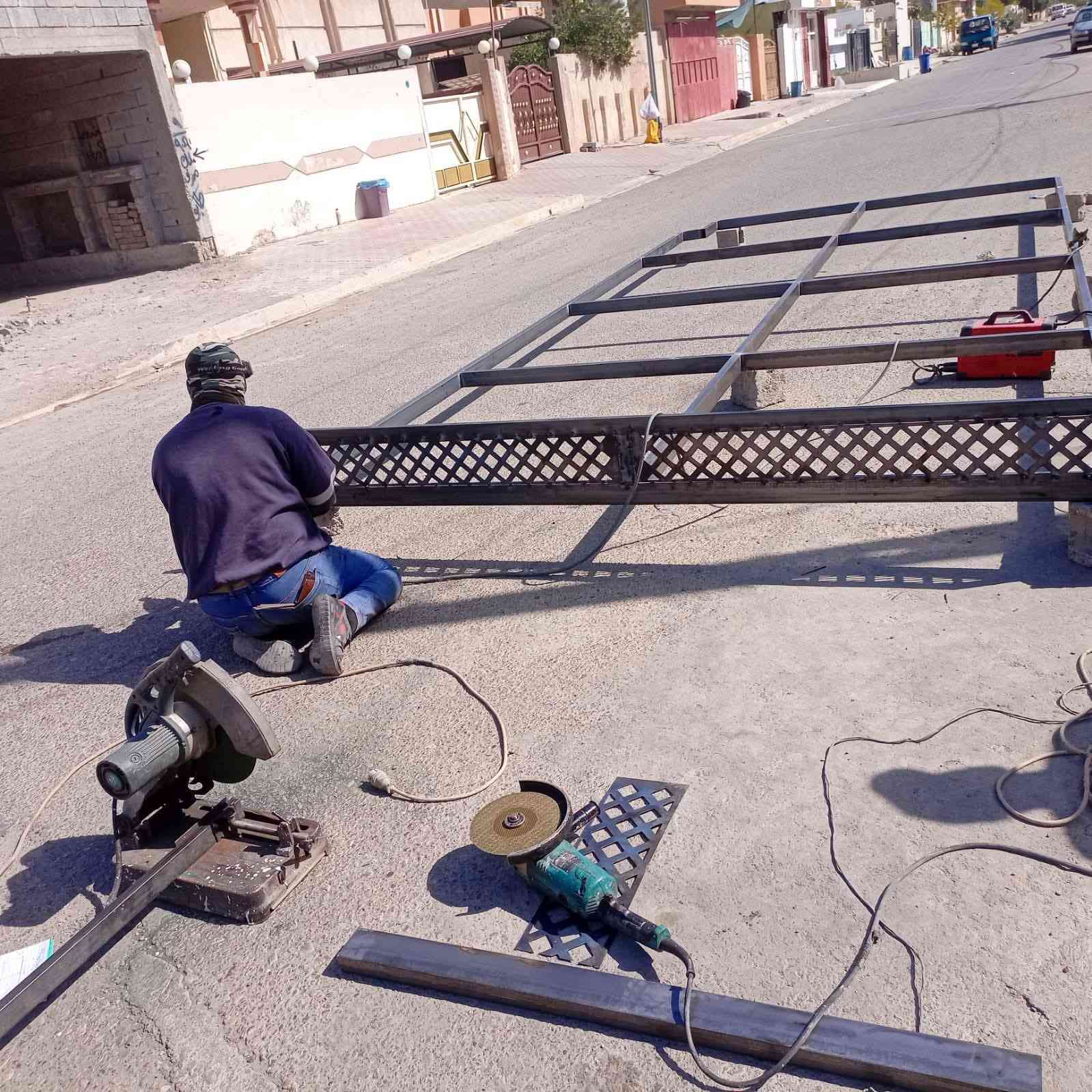 لحيم خزانات الماء متنقل في كركوك (***********) حداد متنقل متواجد في جميع أنحاء كركوك لعمل كافه انواع الحداده بأنسب الأسعار..؟؟
