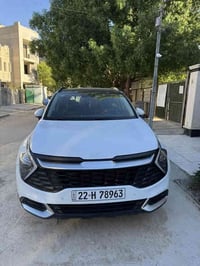 كيا سبورتج  خليجي للبيع الموديل : 2023 ماشيه : 29 الف  السياره :مكفوله...