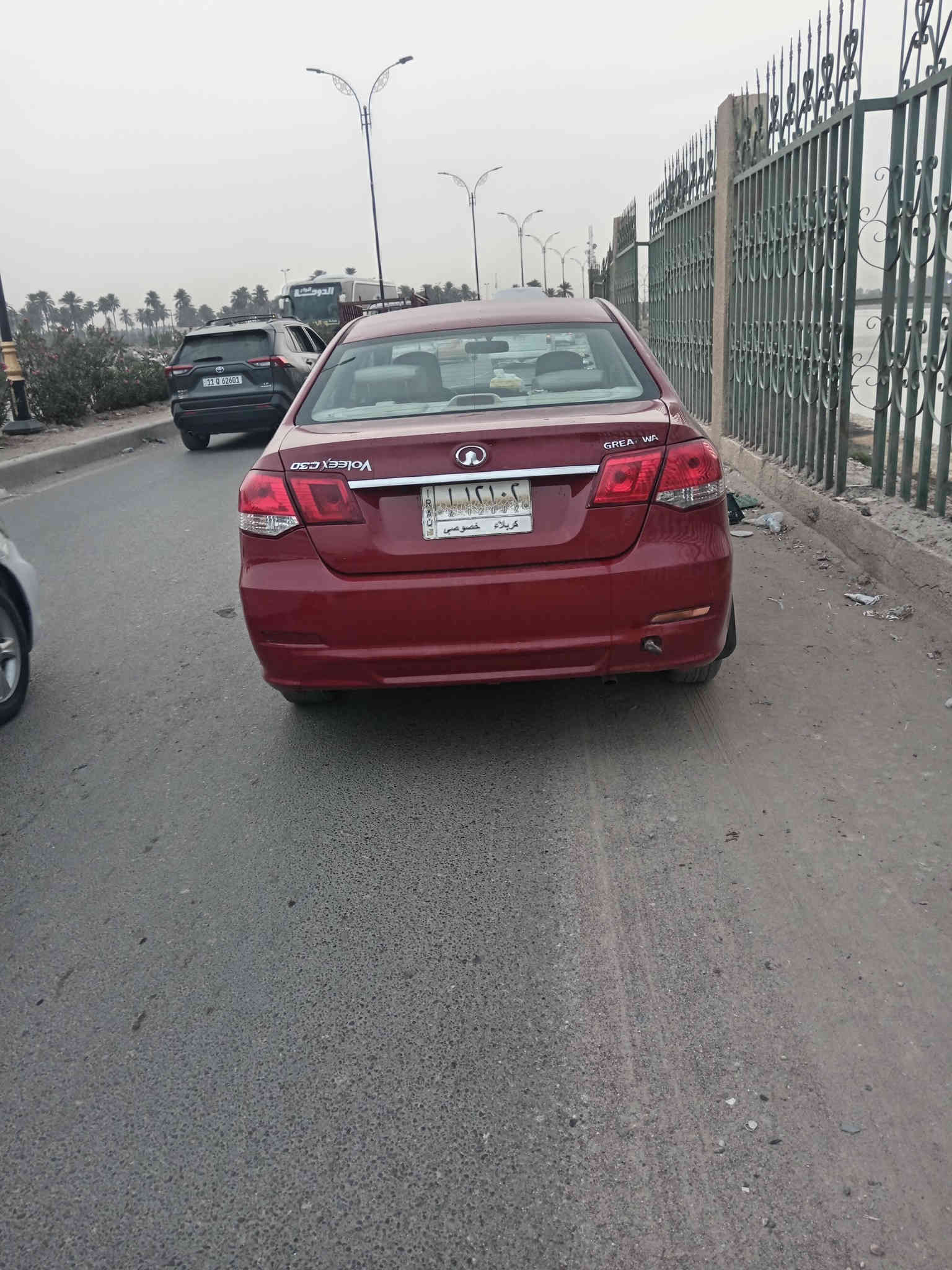 السلام عليكم كريت ول فولكس موديل 12 اوتو ماتيك مكينه وكير كورلا بلادي مكفولات السياره مكفوله كفاله عامه من الحادث بس جانت جارده وصبغناها عام بعدني ممبولشها تحويل مباشر سعرها 50 وبيها مجال للشراي مكاني بغداد للاستفسار الاتصال على ***********
