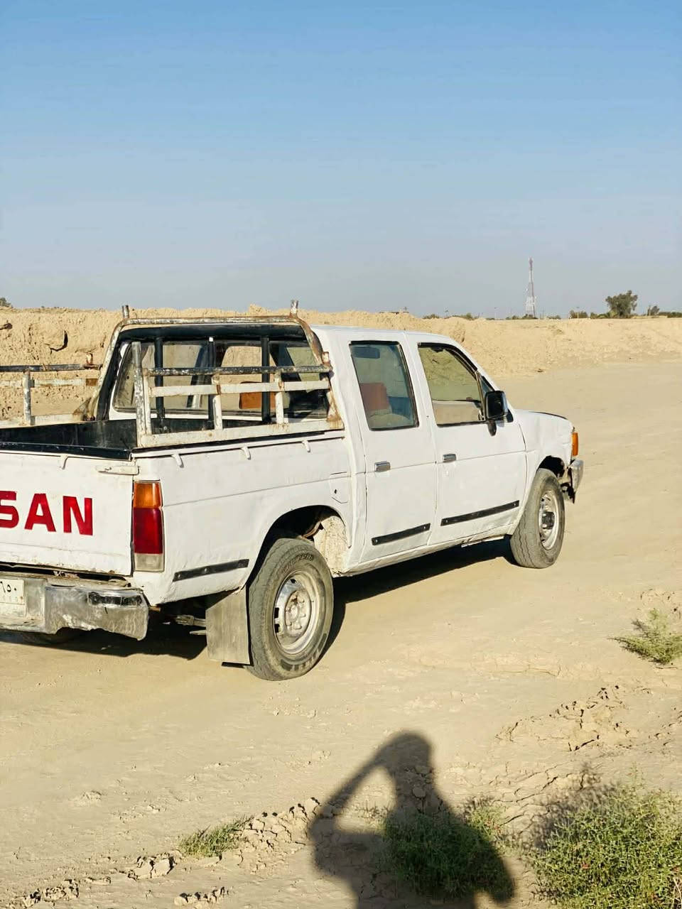 سلام عليكم لبيع نيسان رقم ذيقار مشروع وطني شرط تحويل سعر 23وبيه مجال ***********
