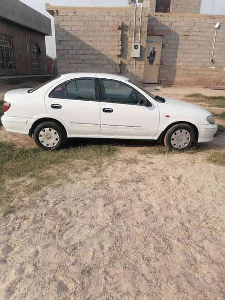 سني ياباني 2002محرك 1800 قبق اسود رقم بغداد السعر 75 وبيها مجال ***********
