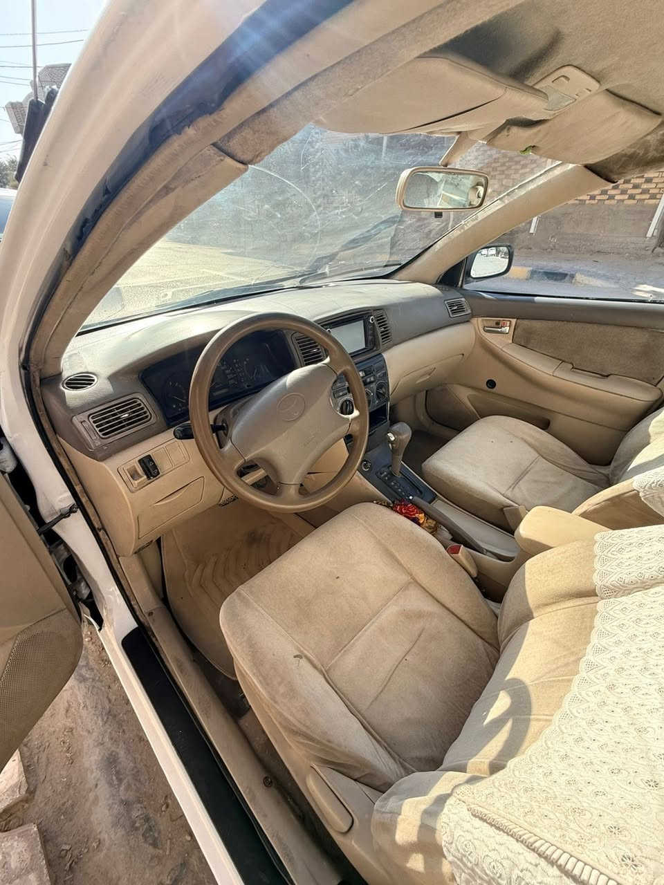 السلام عليكم لبيع كورله بيكاجو مديل ٢٠٠٤ رقم ذي قار الون بيض سياره صبغ عام اثر دحجات شواصي مكفوله تبريد شغال حداديه جدبد محرك كير جديد سعر ٦٧ بيه مجال قليل مكان نجف ستفسار اتصل ***********
