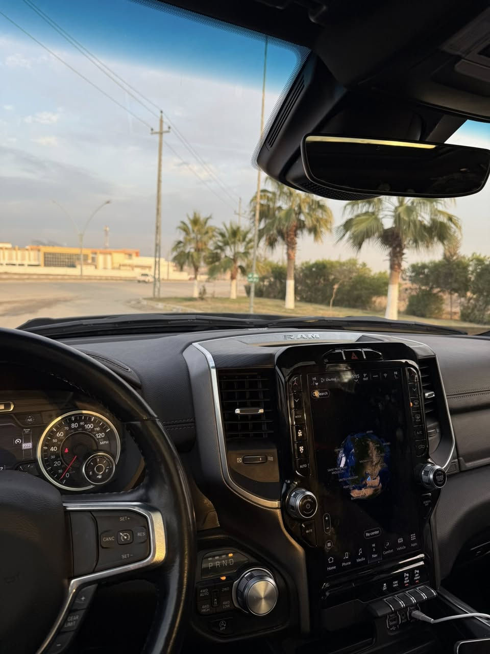 سلام عليكم V8
رام للبيع 2023لرامي
مفول موصفات حساس امامي خلفي 
رادار
كشن تبريد  و حار
بانراما 
شاشه كبير 
بيه بعد هواي موصفات 
السعر 410$
مكاني كركوك 
***********
