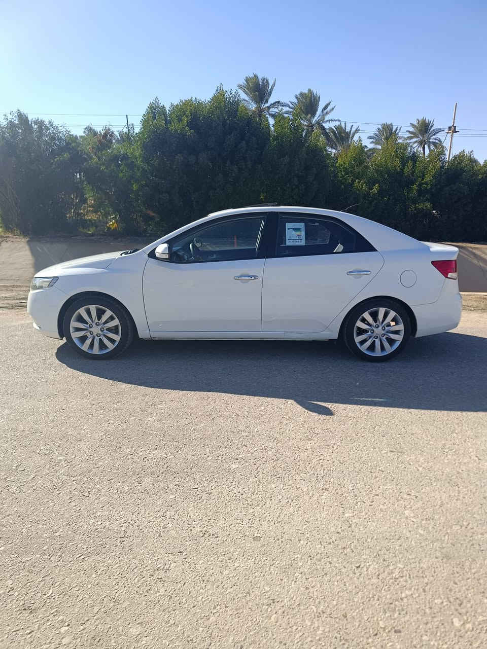 سلام عليكم سيراتو خليجي موديل 2012 فول مواصفات اربيل وكاله تحويل
موصفات: 

بصمة ابواب 

محرك 1600 

حساسات خلفيه 

أشاير بالمري 

تبريد تدفئه 

شفتات ستيرن 
فتحه 
مري شفط 

فول تحكم جهتين بالستيرن 
السعر 117 او بيها مجال 
***********  واتساب مكان السياره كربلاء طوريج
