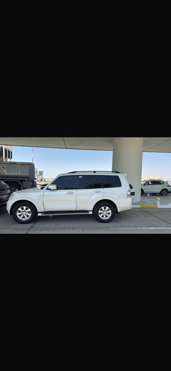 للبيع ‎
باجيرو حبتور 
موديل 2016 
خليجي مكفول كفاله عامة
معروفه مواصفات الحبتور فول 1/1 
فتحة
جلد 
دمام
محرك 3500
.
رقم اربيل باسم المالك تحويل مباشر 
هزه وسنويه جديده ورقم جديد  ، 
السيارة جاهزه من كلشي ونظافة 100% 
مكفوله كفاله عامة من كلشي 100% 

العنوان : بغداد  حي الجامعة او المطار 
.
رقم صاحب السيارة 
***********
