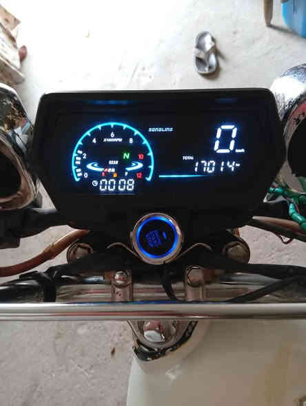 السلام عليكم دراجه سيفان موديل 2024 مقفوله كفاله عامه اوراق اصوليه دشبول الكتروني سعر 750 بيها مجال 700 قفل بس عندي الفرك بيها دخانه قليله شراي يتصل على الرقم ***********
