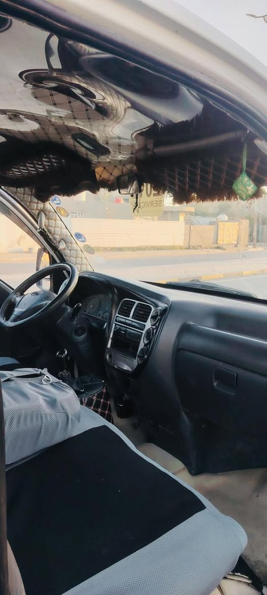 موديل 2012بس دوس مصلحات كفاله عامه رقم واسط عنوان واسط السعر 92بيها مجال***********
***********
