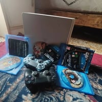 بلي 4 سلم ويا العاب بالبلي  و ويا اقراص +جوستك 2. /سعر 230 وبي مجال  م...