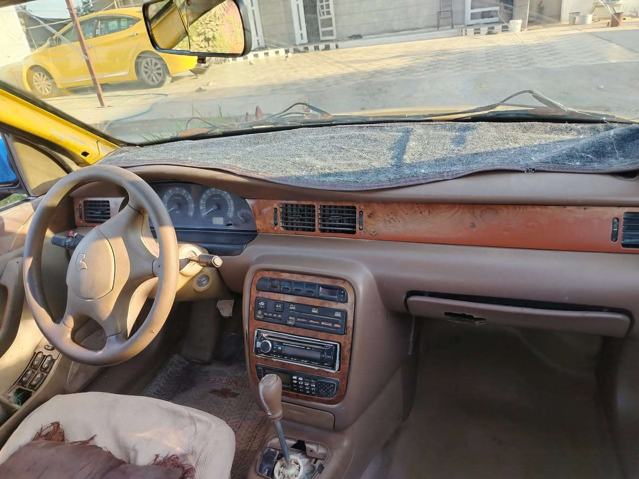 سلام عليكم سمند للبيع او مراوس حسب القناعه موديل ١١مكينه كير خير من الله حداديه ١٠٠بلميه كشر شوف عينك رقم بابل دولي بسمي مصفره هيه وغرامات السعر ٢٧وبيه مجال مكال حله اتصل ***********
