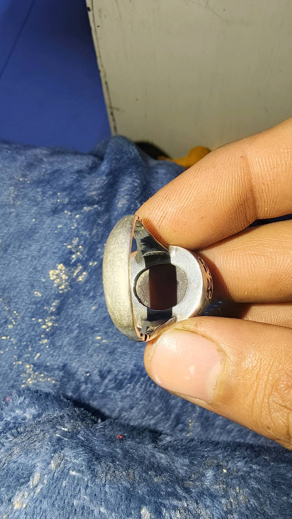 محبس يماني فضه شرط أصلي ما بي أي مجال 