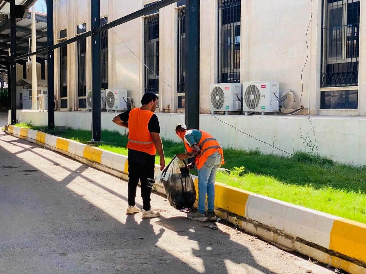مدير بلدية خانقين المهندس مجبل جميل حمد بدأت حملة كبيرة للتنظيف في منفذ المنذرية حيث شملت رفع النفايات وتنظيف الادغال وغسل الشوارع …


**إذا كنت صاحب هذا الإعلان وتريد حذفه لأي سبب، رجاءا أرسل رسالة إلى الدعم الفني**