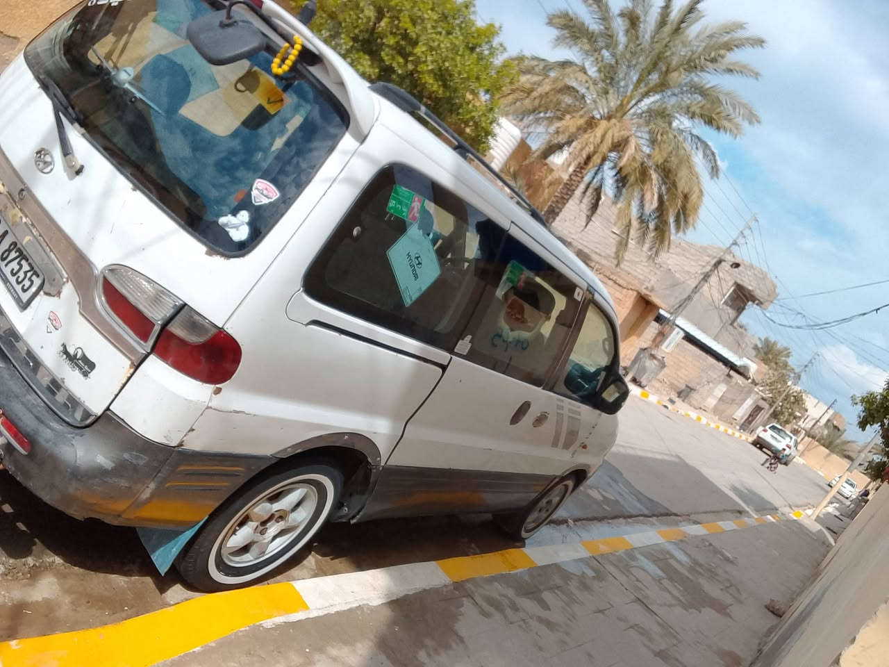 اللهم صلي على محمد وعلى آل محمد 
سلام عليكم ستاركس 2001 رقم ديالى خصوصي انكليزي سنوية جديدة سيارة نضيفة وجاهزة وبعد احلى من صور الكشر كفالة من المعجون وضربة وتبديل صبغ قرار مرور تكم كلها كفاله شواصي كفاله بس واحد بي فطر صغير مامعمر مامئثر عليها عل خارج تخم تاير داخل نضيف تبريد كبريسر عطل جبتلها واحد بعد ماشادة تدفئة شغالة شاشة كامرة كهربائيات كلها جاهزة محرك سوبر لاصرف لا بخار بيع او مراوس المكان ديالى بعقوبة خوان الشراي يخابرني او يراسلني خاص المو شراي لايتعبني والله يرزق الجميع السعر 65 وبيها مجال قليل كلش هذا رقمي *********** وآسف عل إطالة
