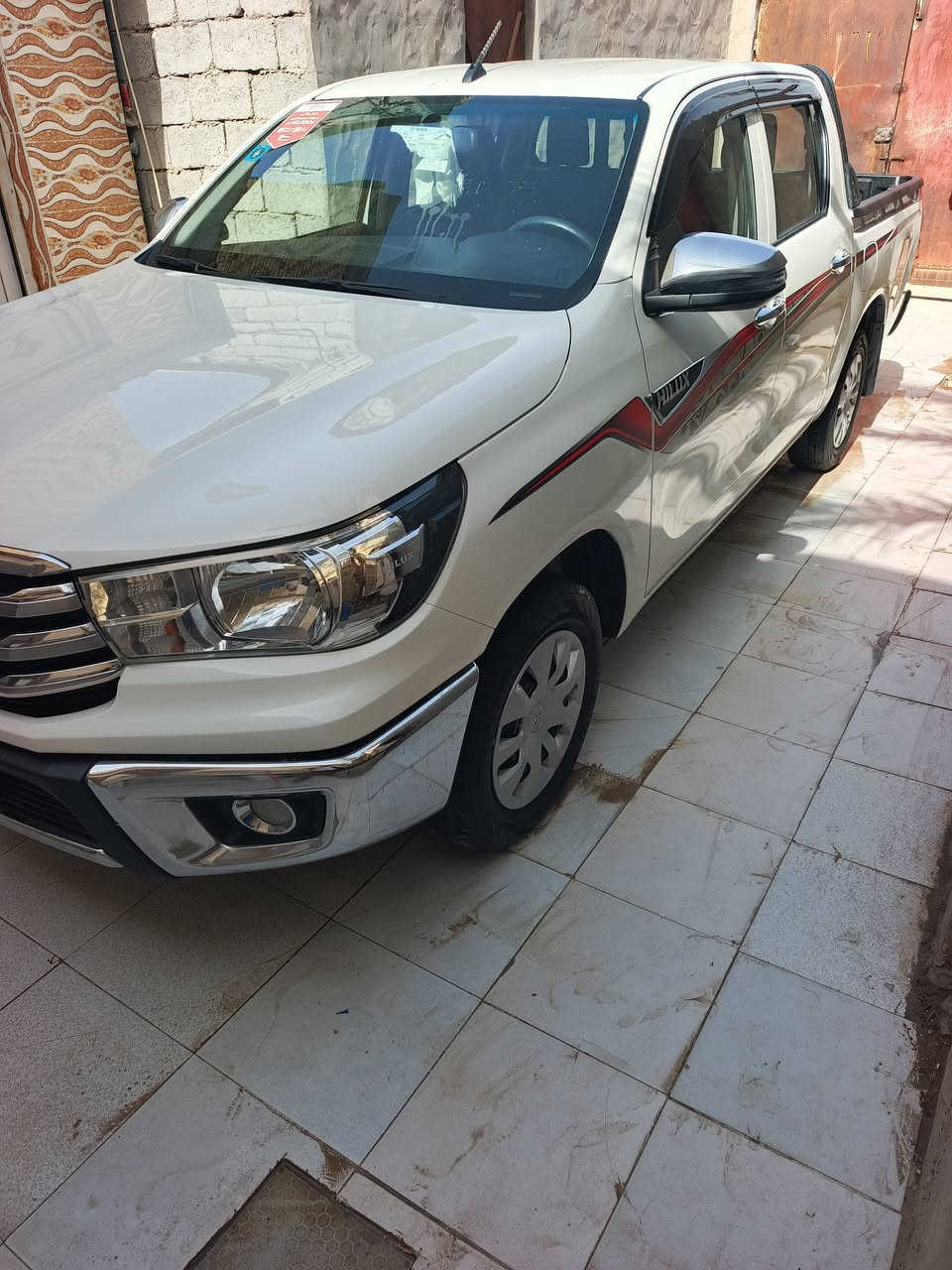 للبيع موديل 25  كير عادي.  رقم بصره العنوان ناصرية. كفاله عامه.   على شركه.    ب 253       مراوس تراهم.    ***********
