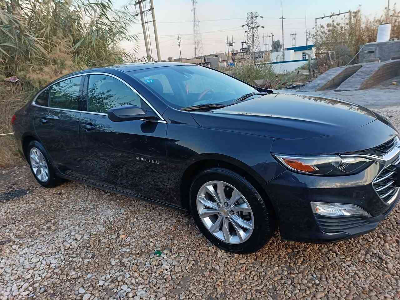 السلام عليكم ورحمة الله وبركاته
ماليبو للبيع رقم بغداد سياره جديدة ماشية ١٠ لالف
***********
