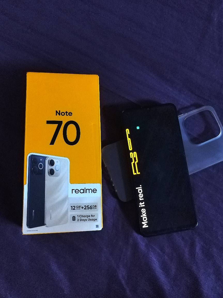 ريلمي نوت 70 5G ذاكره 256 عشوائيه 12 بطاريه 6000 مقاوم للماء والغبار 100 بل 100 استخدم اسبوع فقط جهاز جديد ملحقات كامله الاصليه بيع او مراوس الشراي يجي خاص بغداد البلديات *********** واتساب فقط بغداد, العراق
