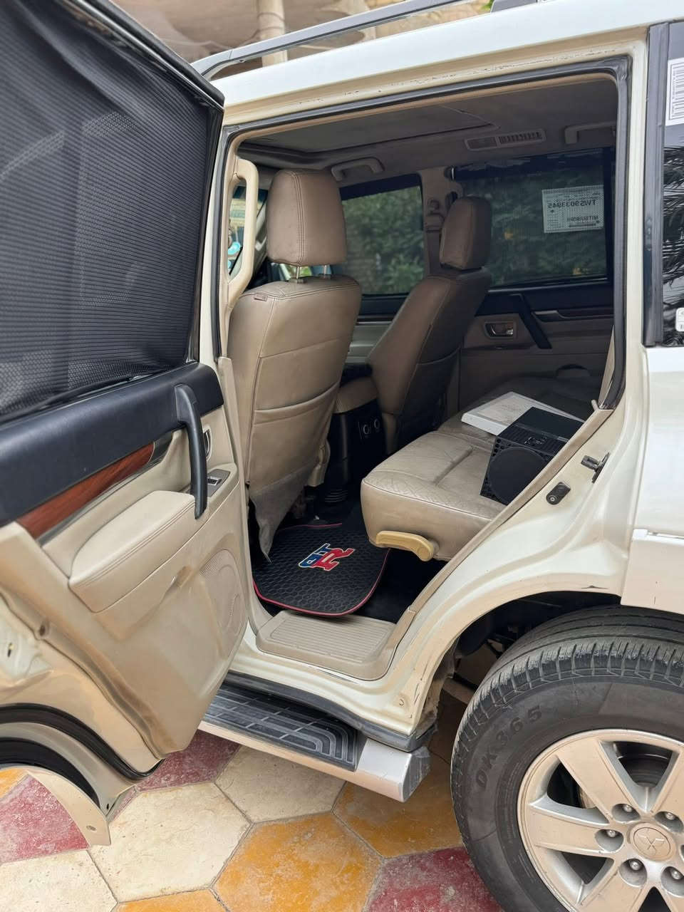 باجيرو حبتور 2008 خليجي كفاله من تبديل وصبغ رقم بغداد بسمي مكانها بابل القاسم ع. 
فول مواصفات 
سعر 125 $ 
رقم هاتف 
***********
