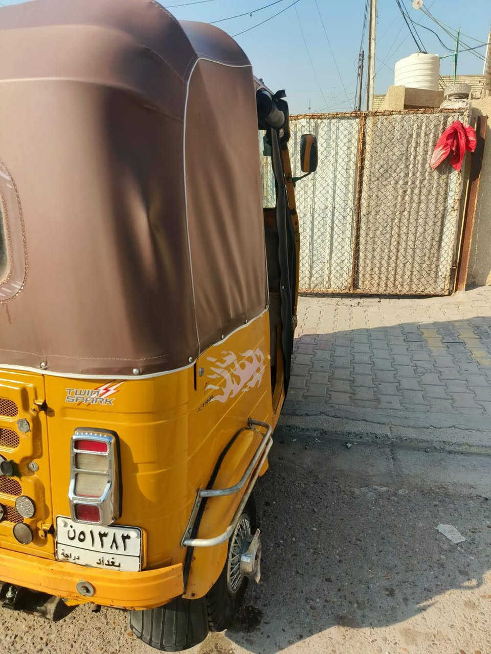 تكتك موديل 20 شهر 6 رقم وسنويه تكتك جاهزه حلوه كبل للشارع مكينه خرسه بيها لغد بارد السعر5 و900 بغداد
جسرديالئ القديم شارع 70        ***********
