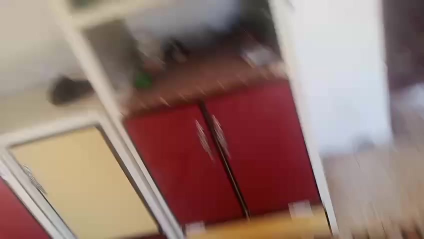 السلام عليكم غراض للبيع الكاونتر ٧٥٠وبي مجال والميز ٣٥وبي مجال
***********
