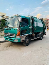 هينو شيطان  موديل 2000 منزله مكينه 80 فول عادي سعر 170 وبيها مجال  رقم...