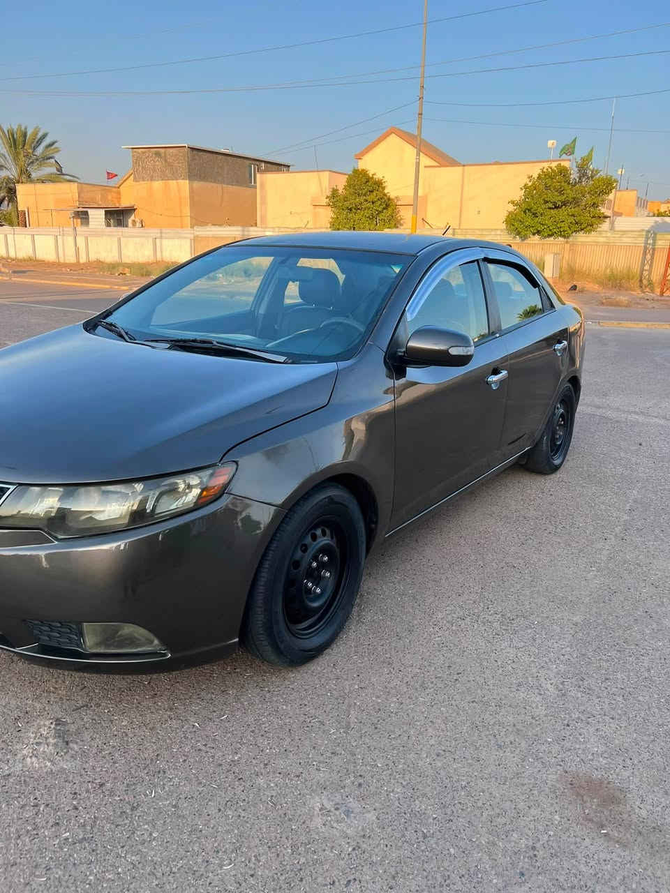سلام عليكم فورتي 2010 وارد امريكي
مكينه 2000 دوش كير تبريد مكفولات
رقم بغداد سنويه ل 30
مصبوغه حزام اثر جراد 
حادث امريكا بابين صدر 
شواصي لغود مكفولات
السعر 86 وبيه مجال 
للاستفسار اتصال ***********
