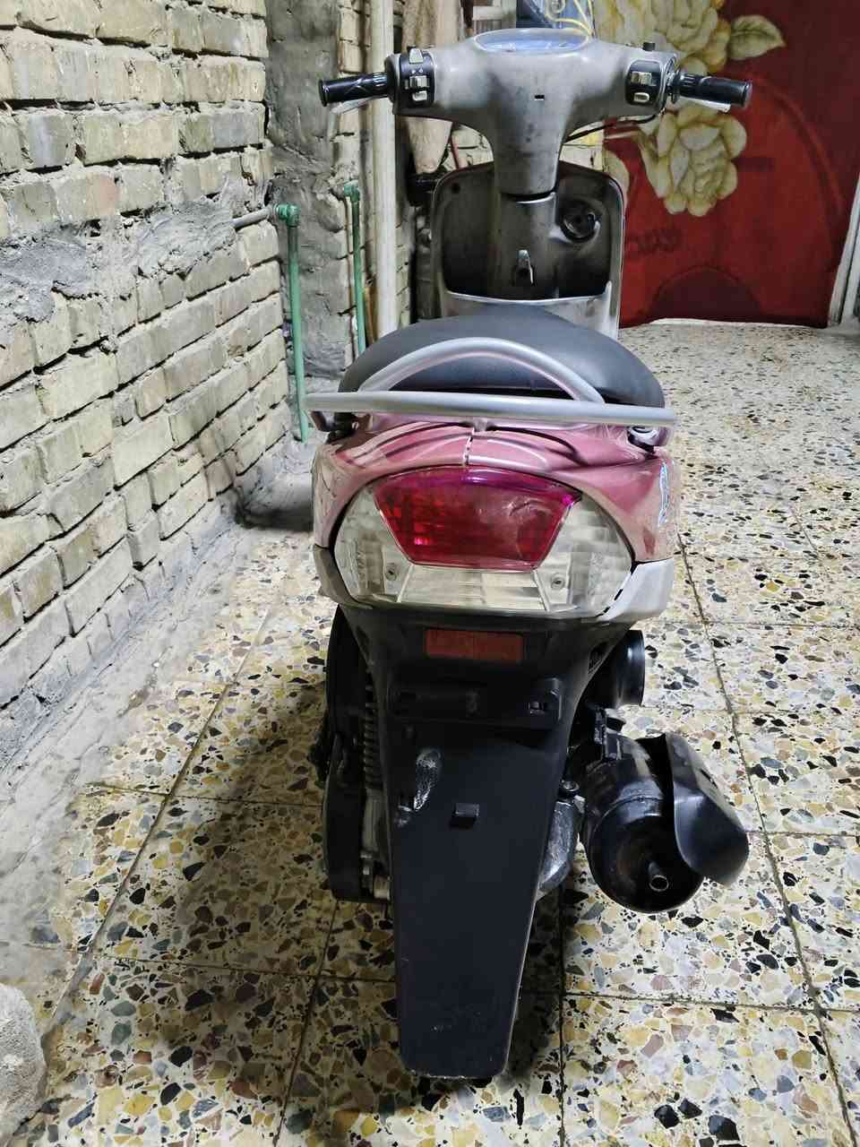 سلام عليكم....دراجه ماكس منغولي دراجه مكفوله كهربائات كلها شغاله  مكينه ما مفتوحه دراجه نضيفه السعر 600وبيها مجال قليل العنوان بغداد البلديات الضباط الرقم ***********
