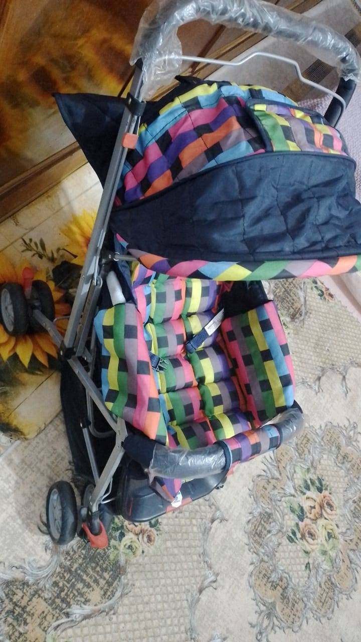 عربانة طفل حجم كبير 
جديدة مستعملة قليل جداً
ب ٤٥ الف وبيها مجال للشراي

 العبيدي / شارع الجامع
***********/***********
