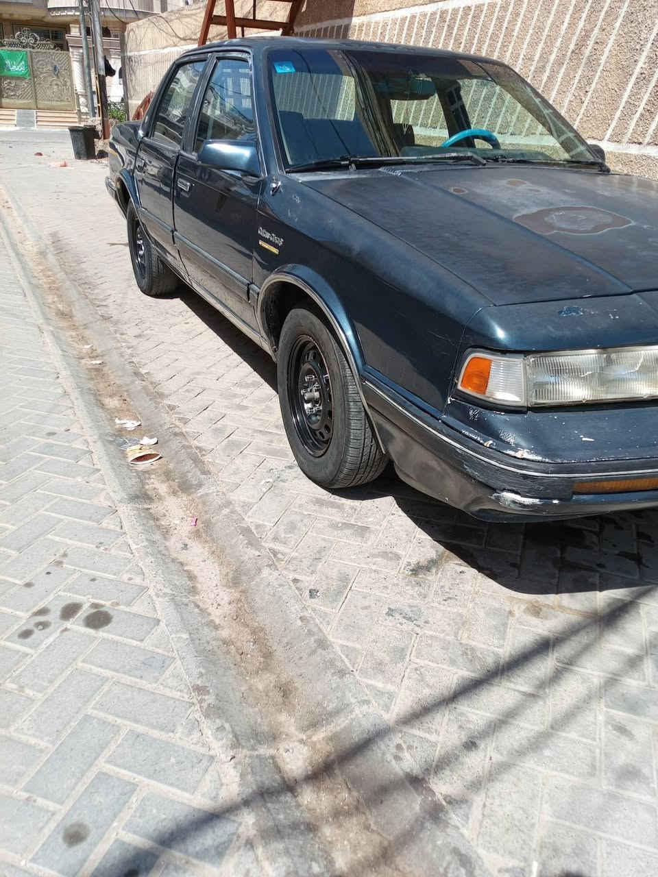 السلام عليكم اولدز موديل 90 رقم بغداد مشروع وطني سنويه ل27 محرك سته سلندر كير اوتو داخلهه جديد صدر امامي وخلفي جديد تخم تاير جديد سياره بلاديه بيهه جراد قماره وبنيد وصندوق كهربائيات كلهه شغاله سنتر لوك سياره بدون ضربه ولا خياس سعر 30 وبيهه مجال عنوان بغداد الزعفرانيه رقمي ***********
