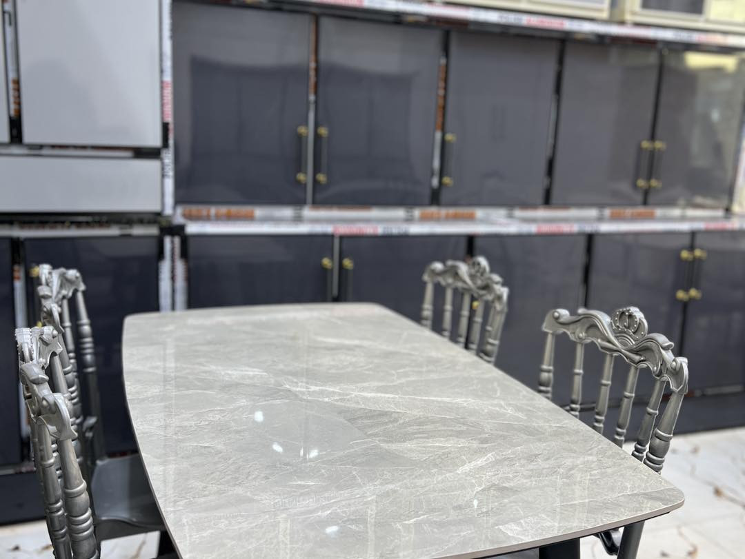 اللهم صل عل محمد وال محمد 
#أسعارنا اسعار جمله( تخفيضات )
ميز طعام مرمر هيكل حديد مع 4 كراسي عظم عاج 
العنوان ذي قار _شطره شارع دبي 
معرض فخامة الخليج العربي
***********
