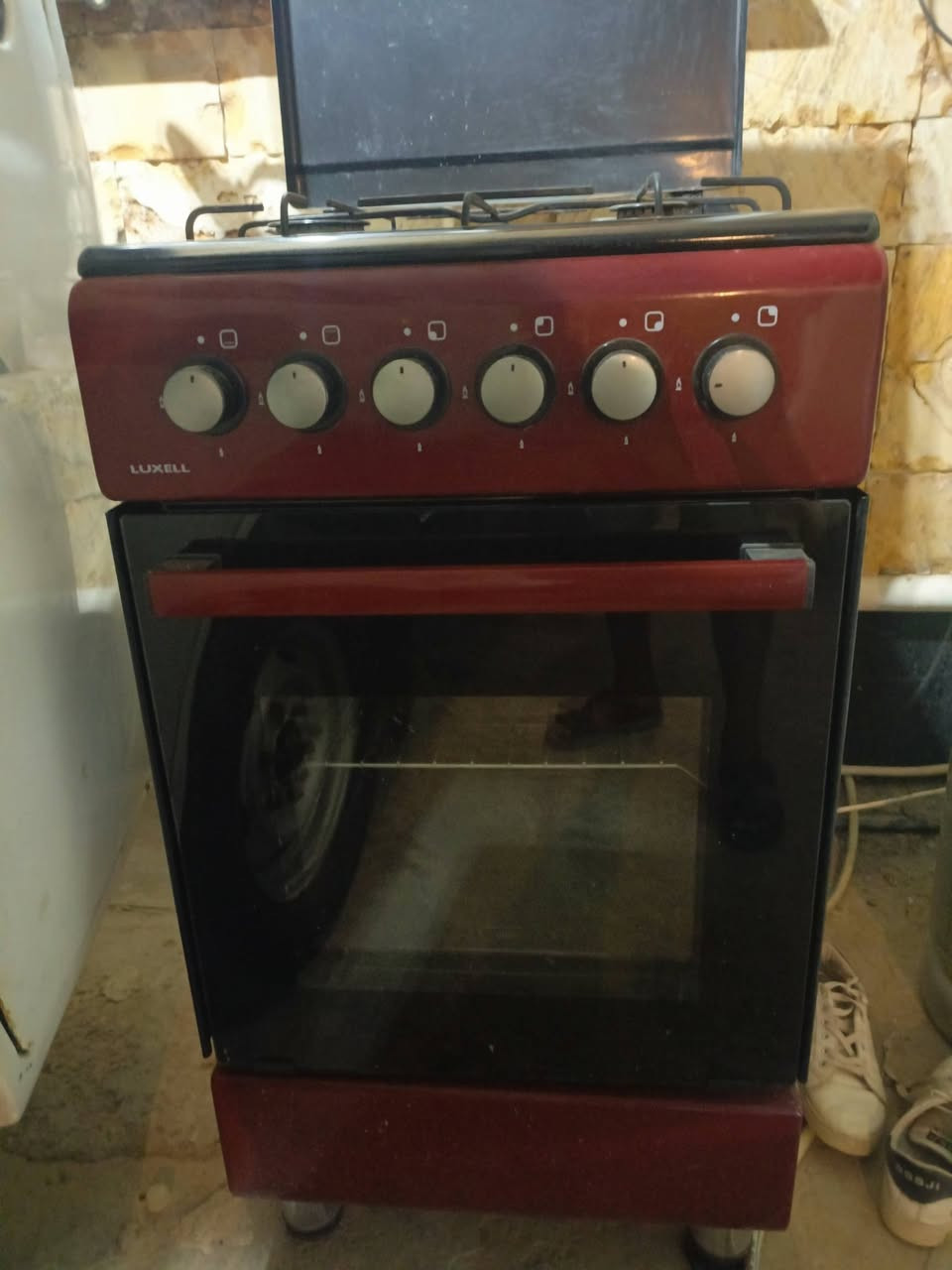 طباخ 4 عيون   استخدام اسبوع سعره 100
وطباخ 5 عيون180
اوفن  30  كلهن شغالات وجدد 
مكان بابل لكفل ***********
